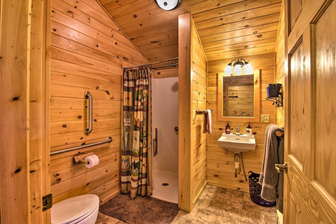 Rural Cabin Hideaway With Fire Pit And Mtn Views! Parsons Zewnętrze zdjęcie