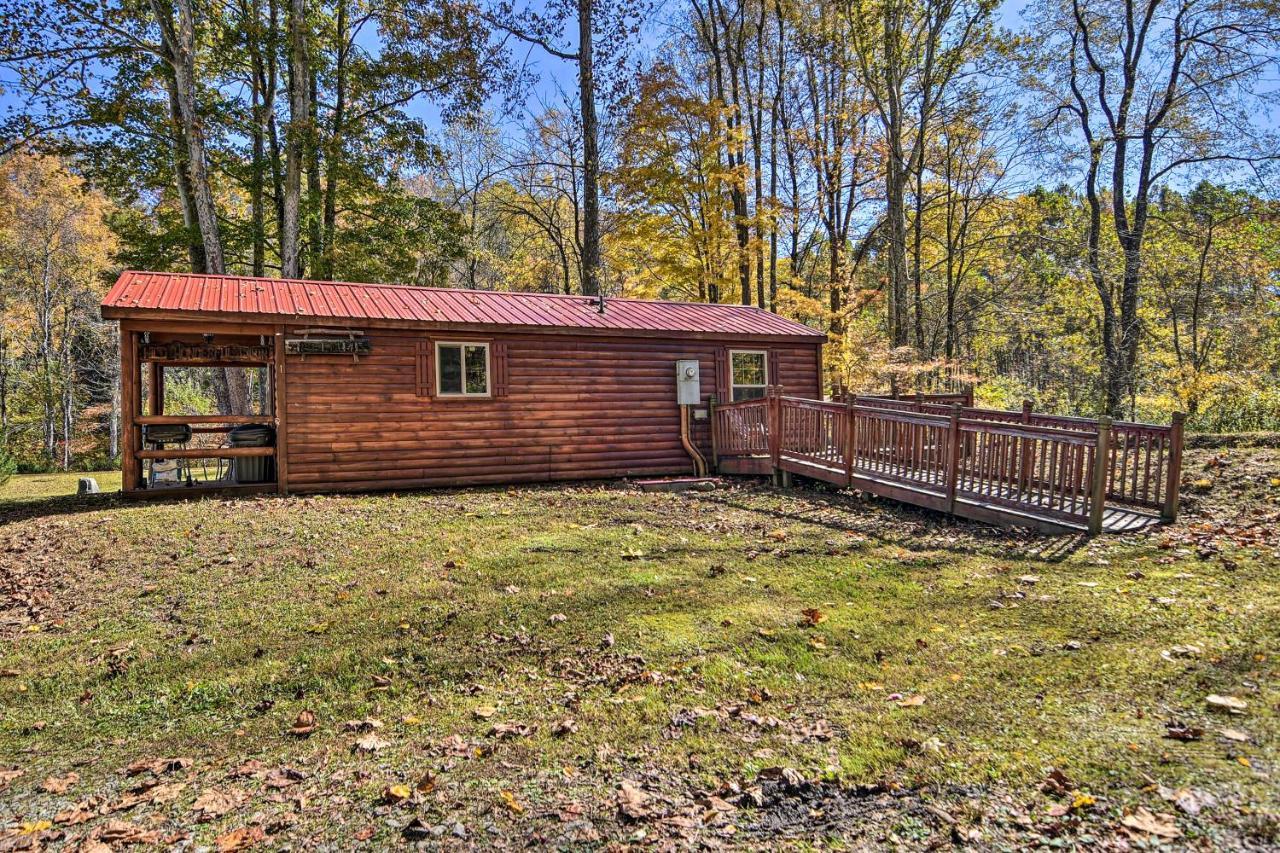 Rural Cabin Hideaway With Fire Pit And Mtn Views! Parsons Zewnętrze zdjęcie